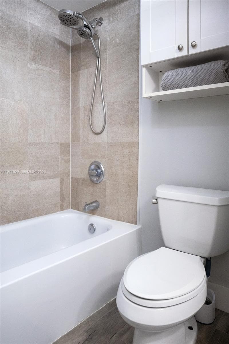 Allington Towers · #17D in Hollywood - Photo 11