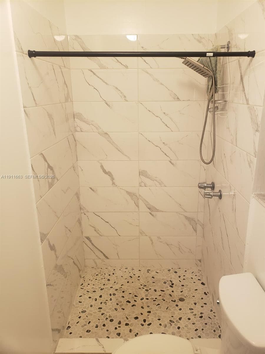 1101 SW 17 AVE photo 19