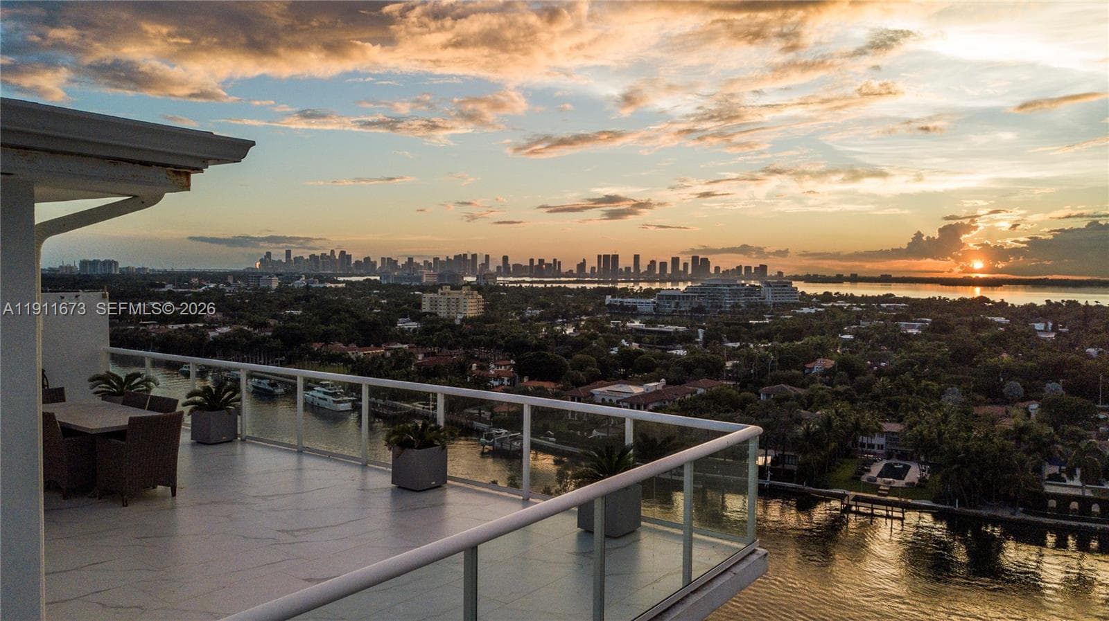 Carriage Club South · #PH-1 in Miami Beach - Photo 55