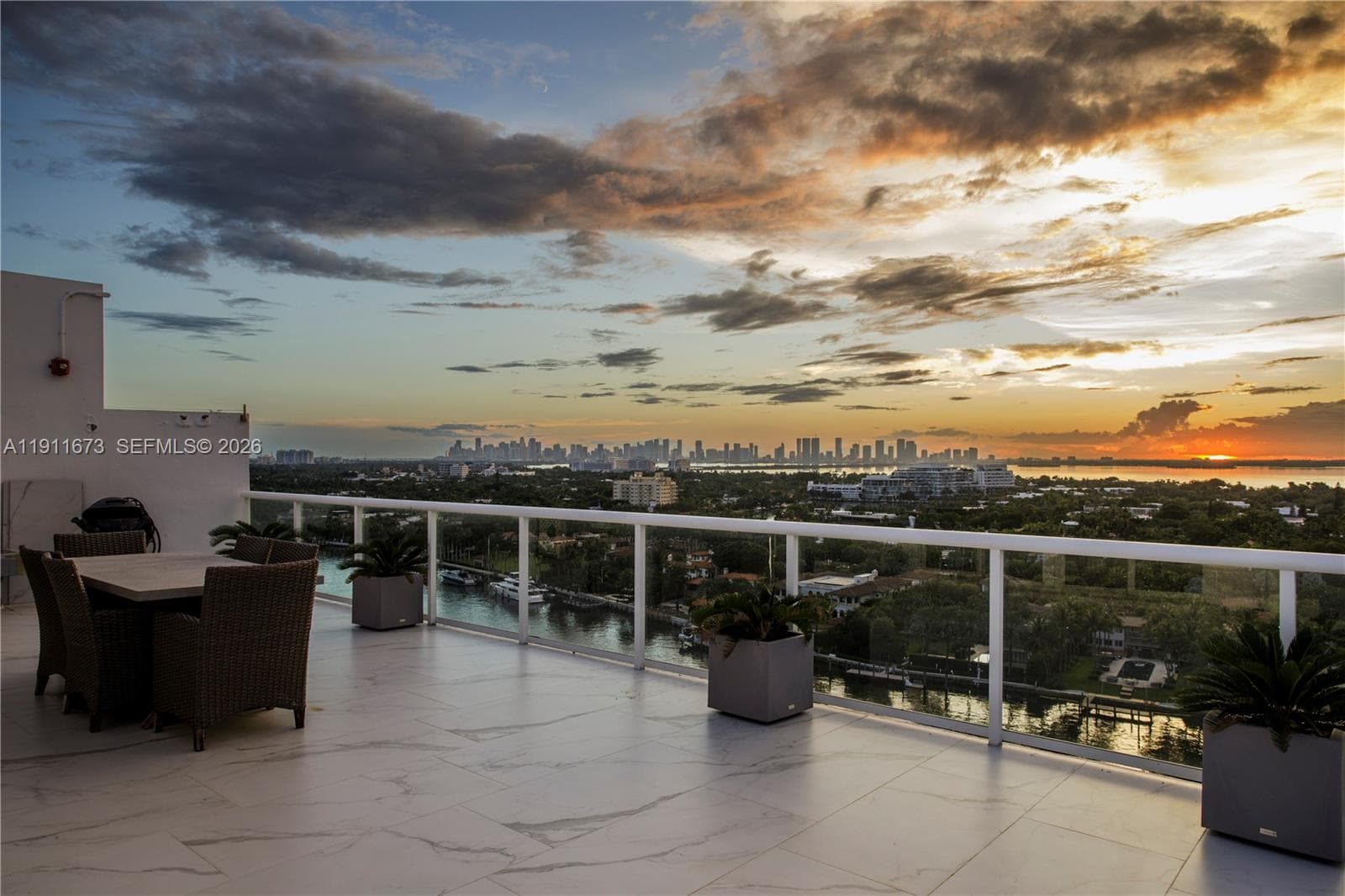 Carriage Club South · #PH-1 in Miami Beach - Photo 54