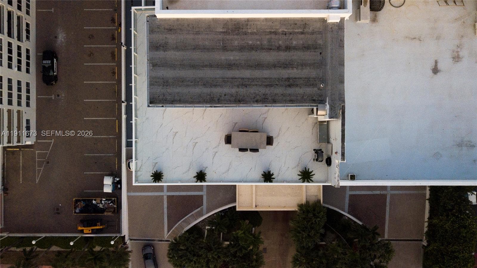 Carriage Club South · #PH-1 in Miami Beach - Photo 58
