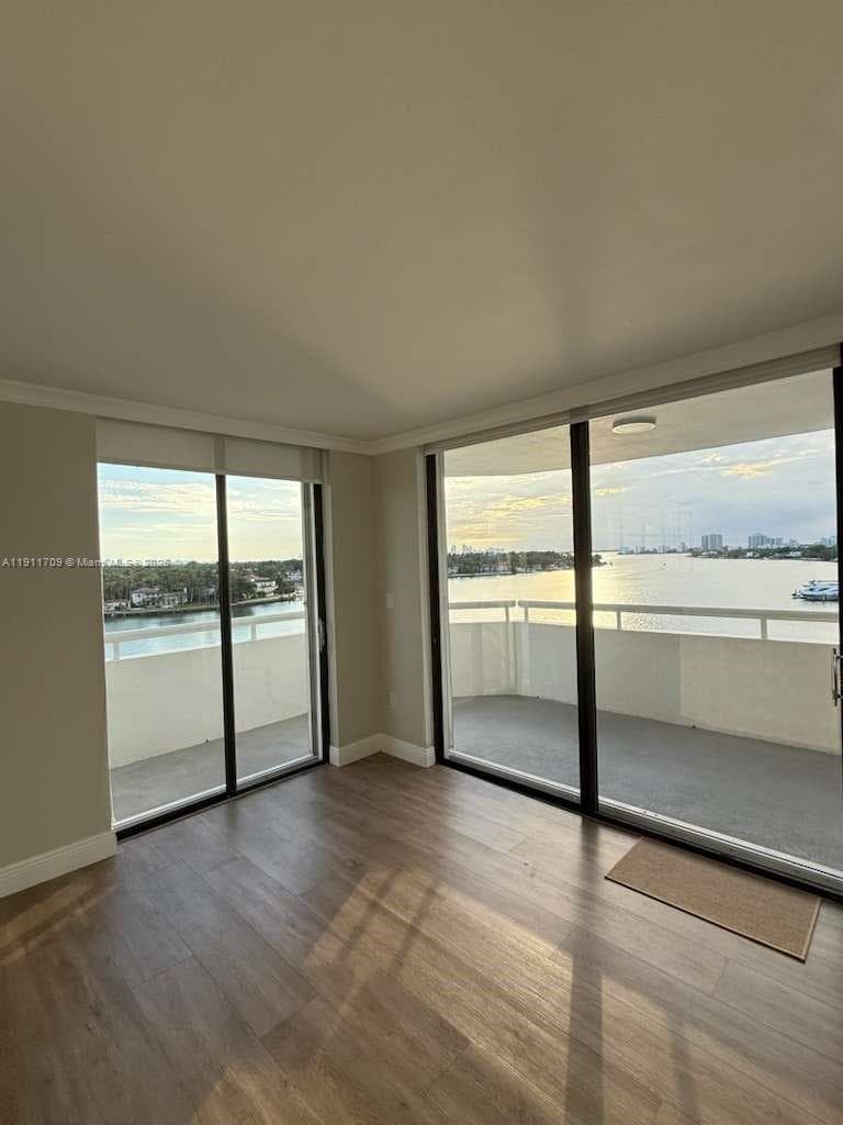 INDIAN CREEK CL MARINA CO · #7E in Miami Beach - Photo 4