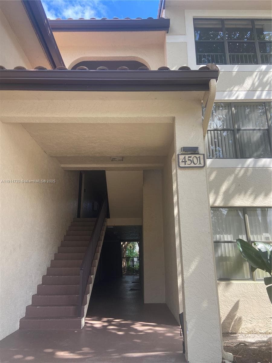 PALM AIRE GARDENS CONDO · #19 in Pompano Beach - Photo 6