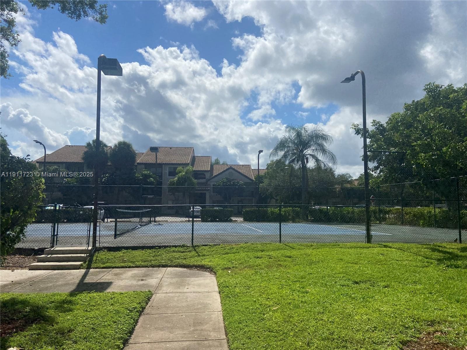 PALM AIRE GARDENS CONDO · #19 in Pompano Beach - Photo 4