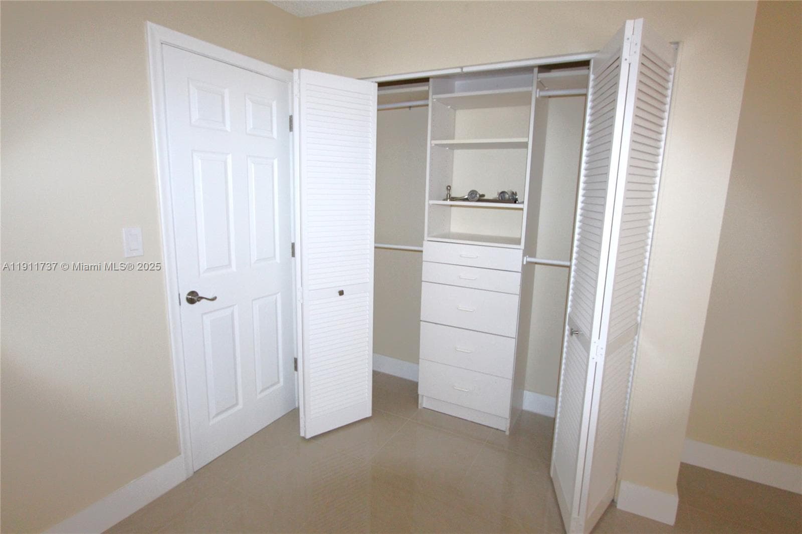 Pines Of Oakland · #1208 in Oakland Park - Photo 23