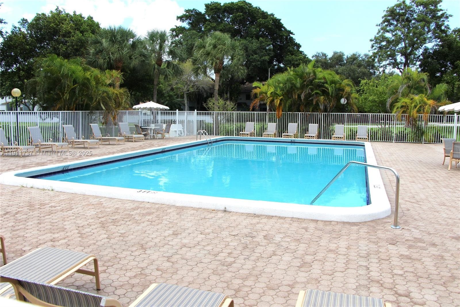 Pines Of Oakland · #1208 in Oakland Park - Photo 26