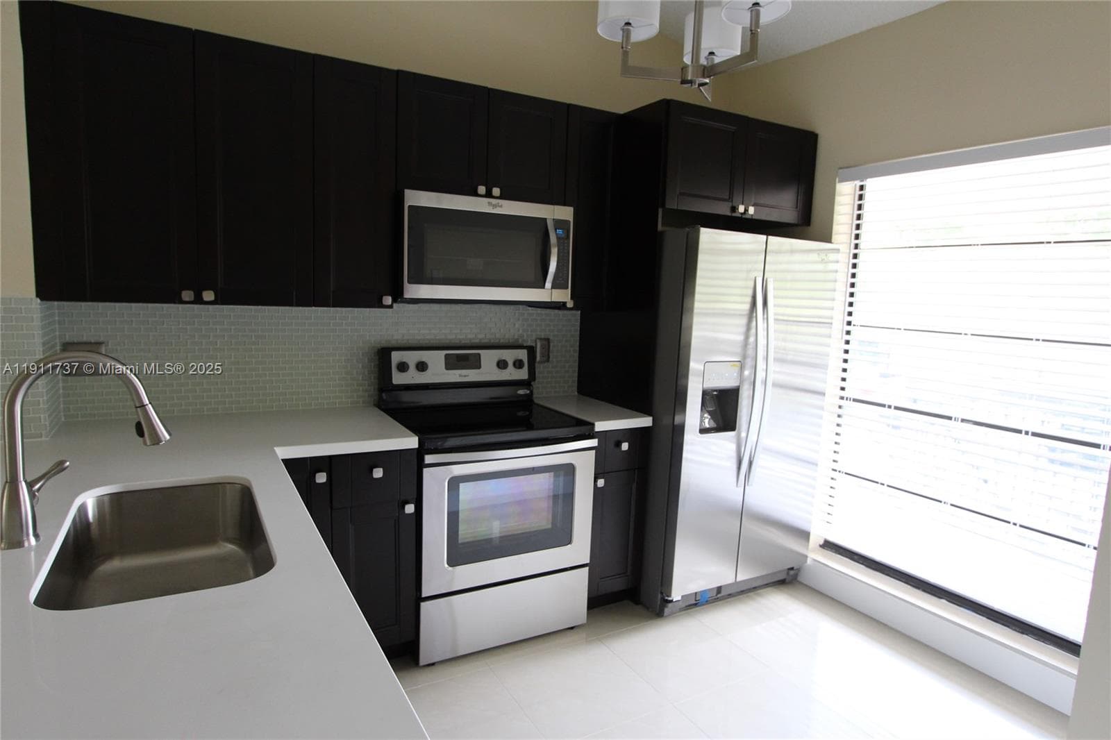 Pines Of Oakland · #1208 in Oakland Park - Photo 9