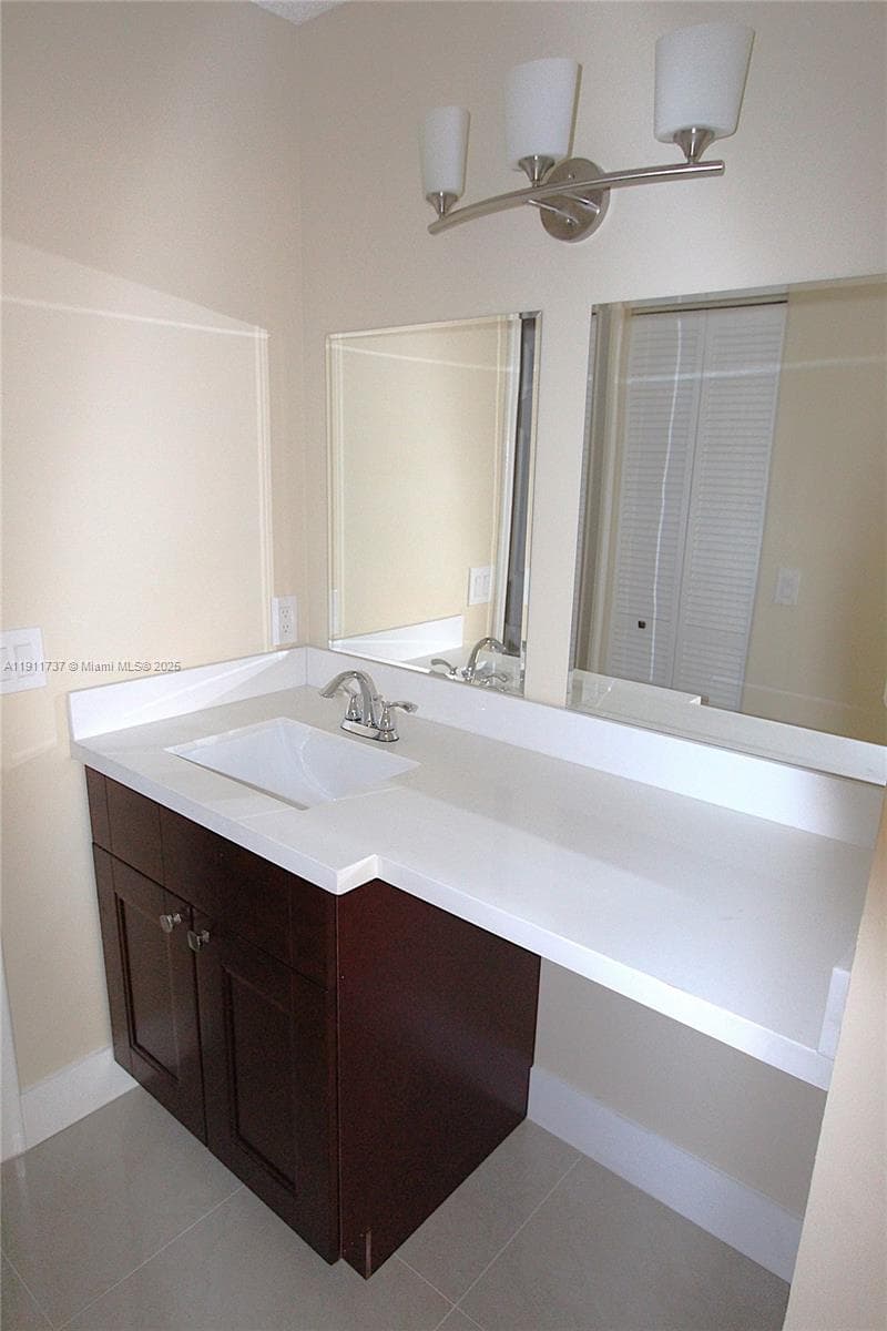 Pines Of Oakland · #1208 in Oakland Park - Photo 18