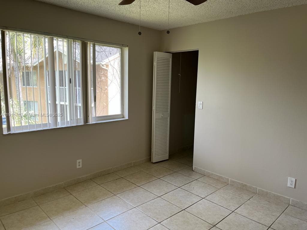 WINDWARD LAKES CONDO · #D308 in Pompano Beach - Photo 9