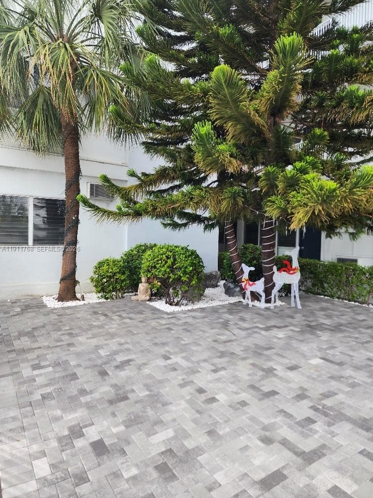 THE DUVAL 2101 NORMANDY DRIVE MIAMI BEACH FL 33141