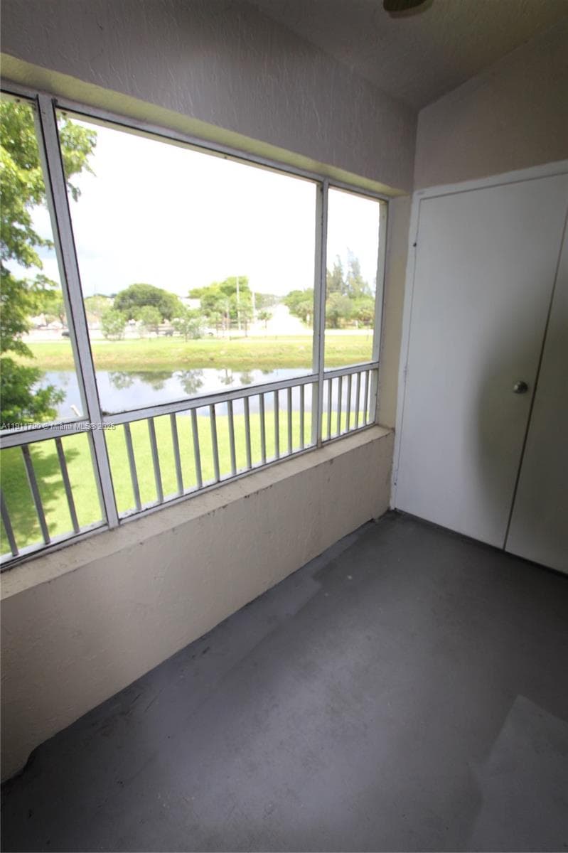 Lakeview Club Condo · #306 in Oakland Park - Photo 9