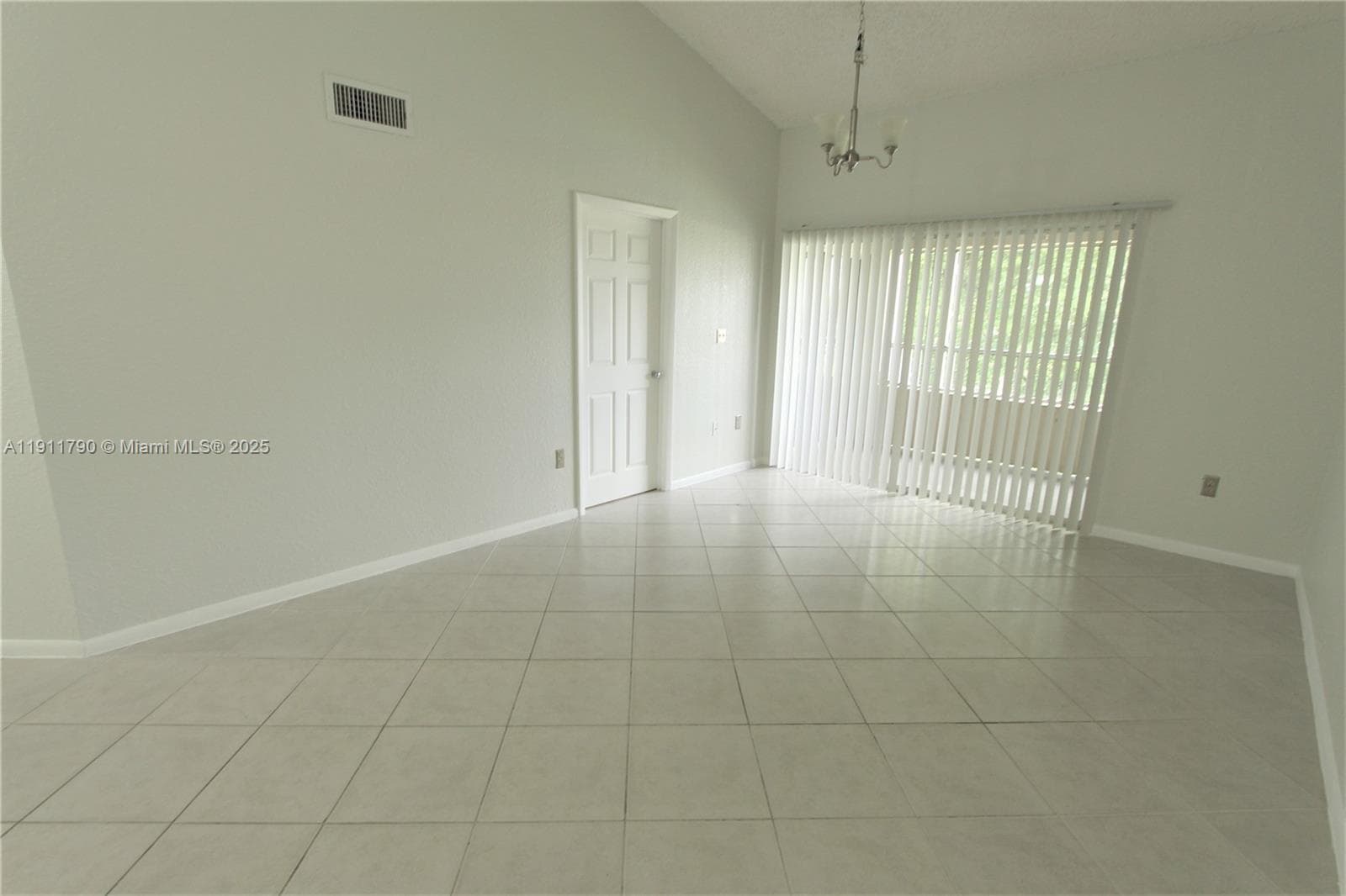 Lakeview Club Condo · #306 in Oakland Park - Photo 8