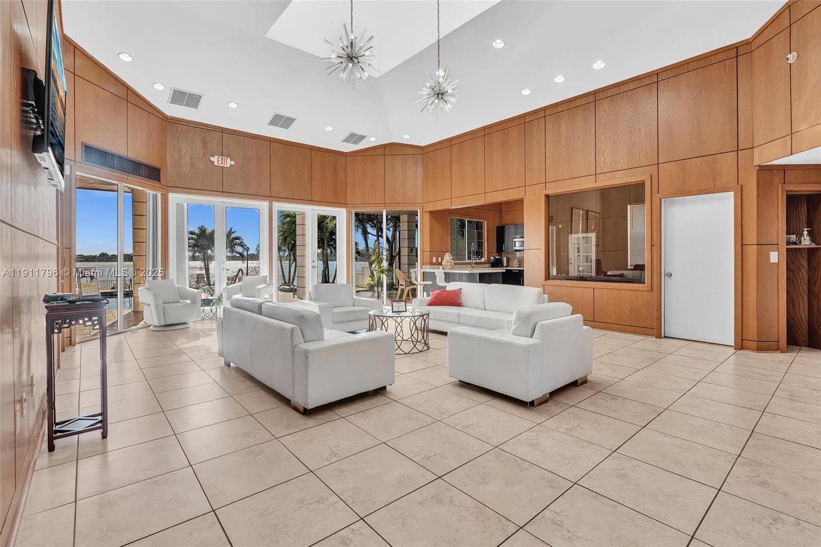 LAKEVIEW CLUB CONDO · #208 in Oakland Park - Photo 40