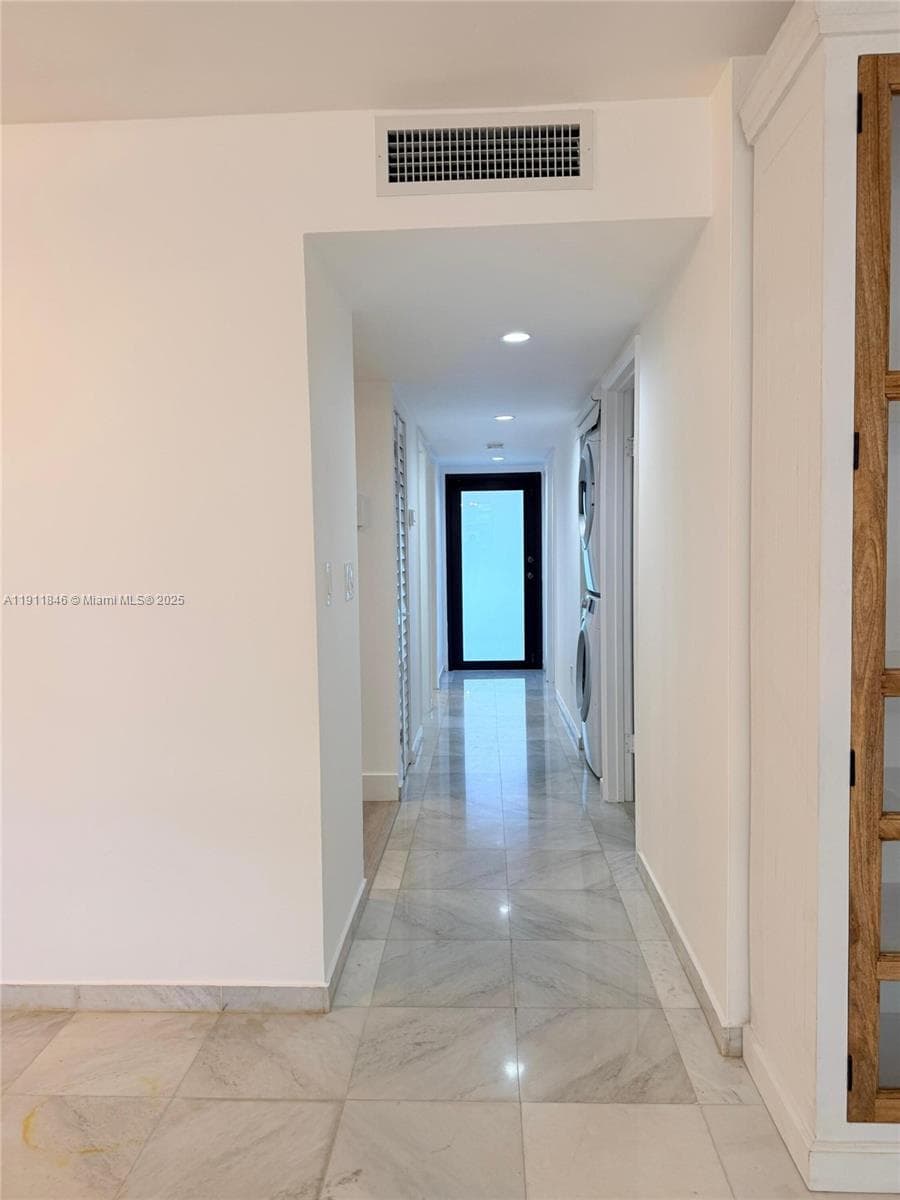 Surf Condo · #201 in Miami Beach - Photo 35