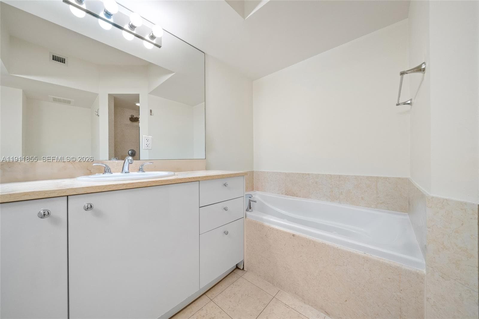 Turnberry Village · #816 in Aventura - Photo 19