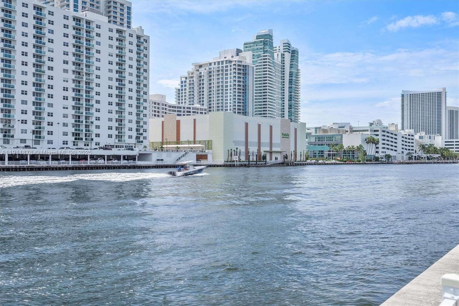 OCEANVIEW PARK CONDO · #221 in Hallandale Beach - Photo 46