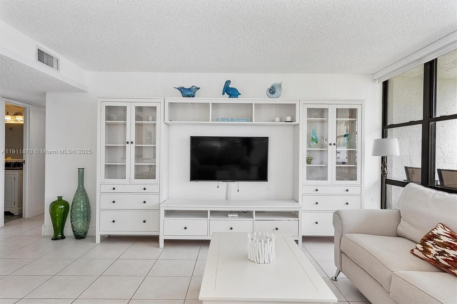 OCEANVIEW PARK CONDO · #221 in Hallandale Beach - Photo 11