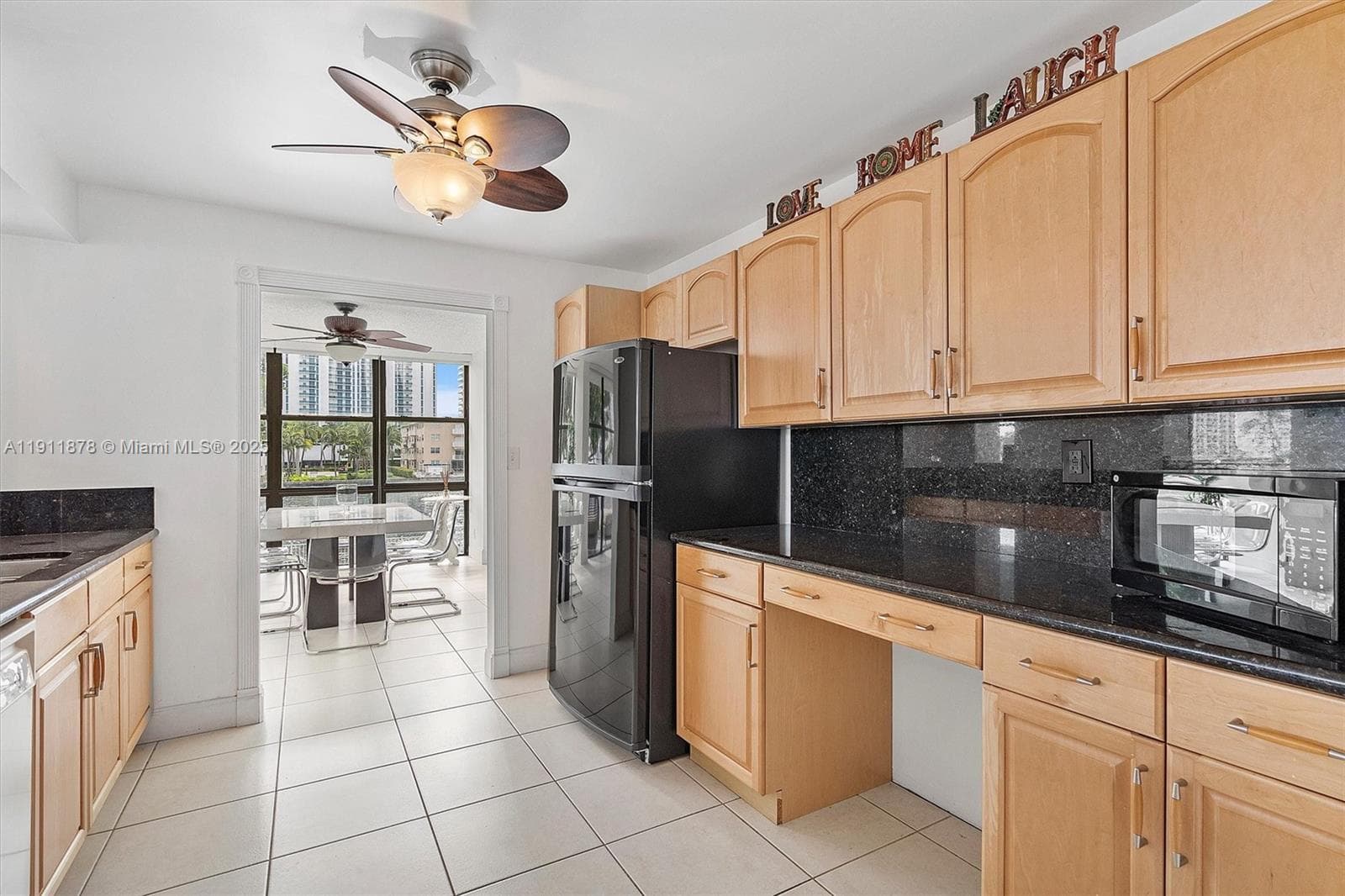 OCEANVIEW PARK CONDO · #221 in Hallandale Beach - Photo 21