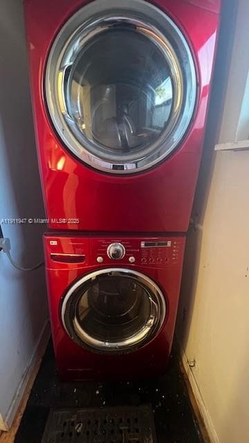 2201 N 56th Ter photo 32