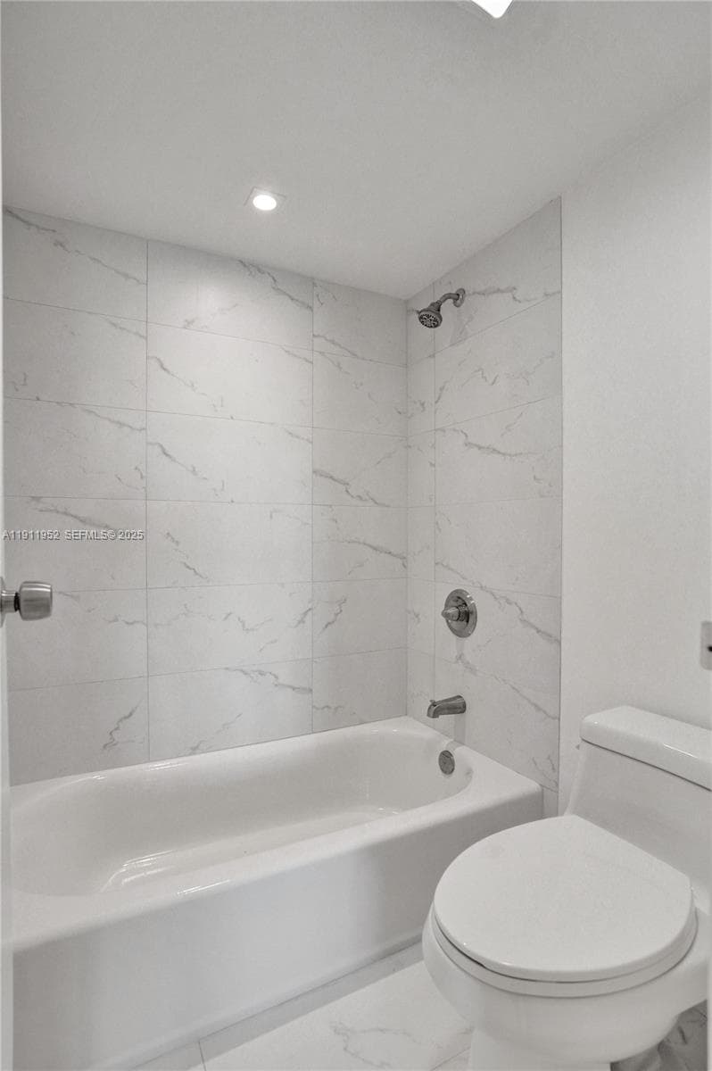ARLEN HOUSE EAST CONDO · #2121 in Sunny Isles Beach - Photo 22