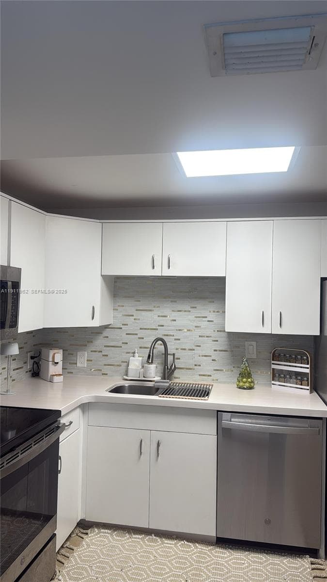 ARLEN HOUSE EAST CONDO · #2121 in Sunny Isles Beach - Photo 9