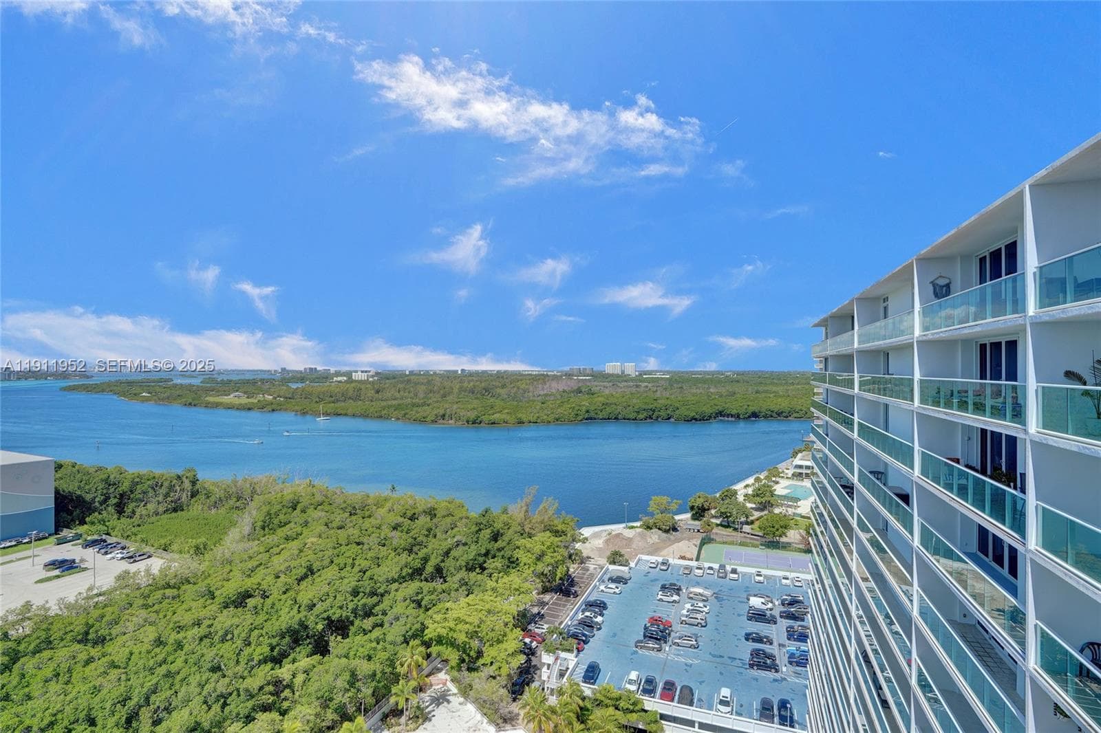ARLEN HOUSE EAST CONDO · #2121 in Sunny Isles Beach - Photo 4