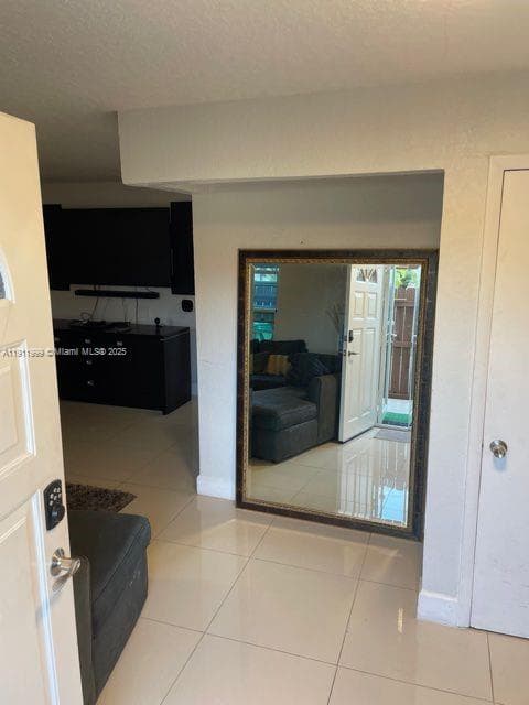 Treasure cove in Dania Beach - Photo 2