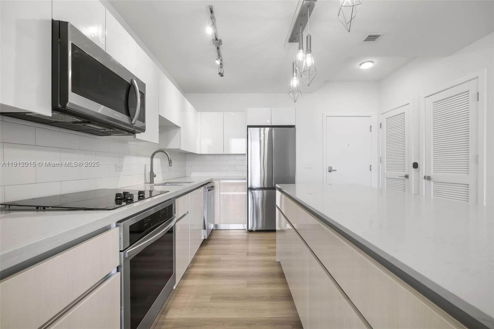 Mondrian Hallandale · #2604 in Hallandale Beach - Photo 3