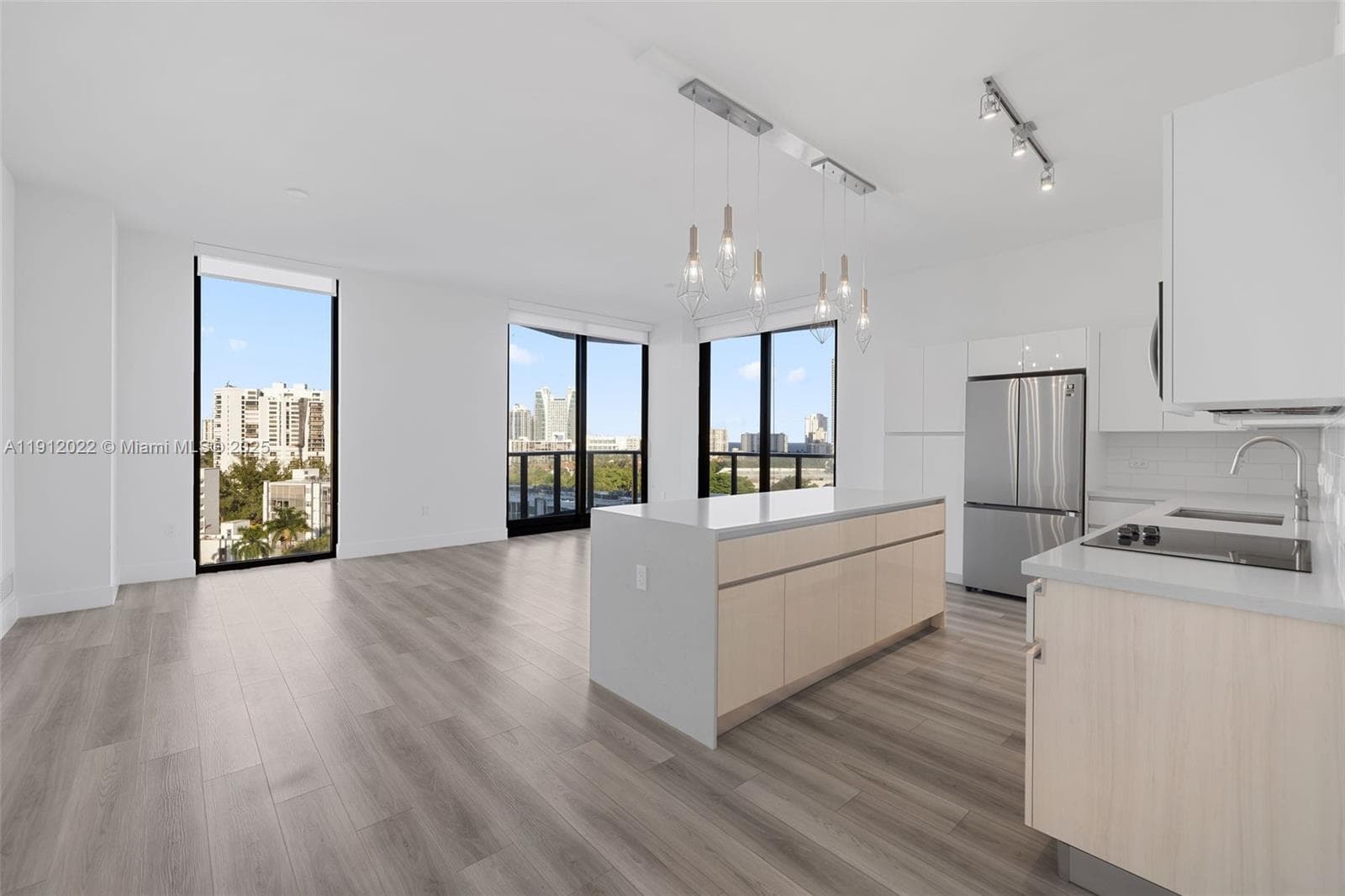 Slate Hallandale · #1002 in Hallandale Beach - Photo 5