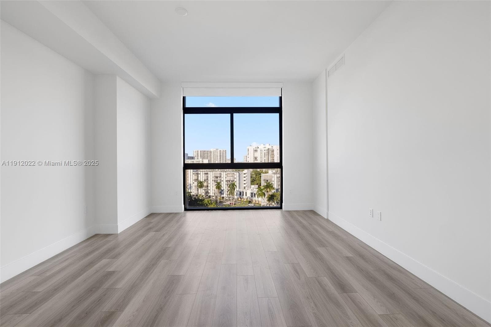Slate Hallandale · #1002 in Hallandale Beach - Photo 19