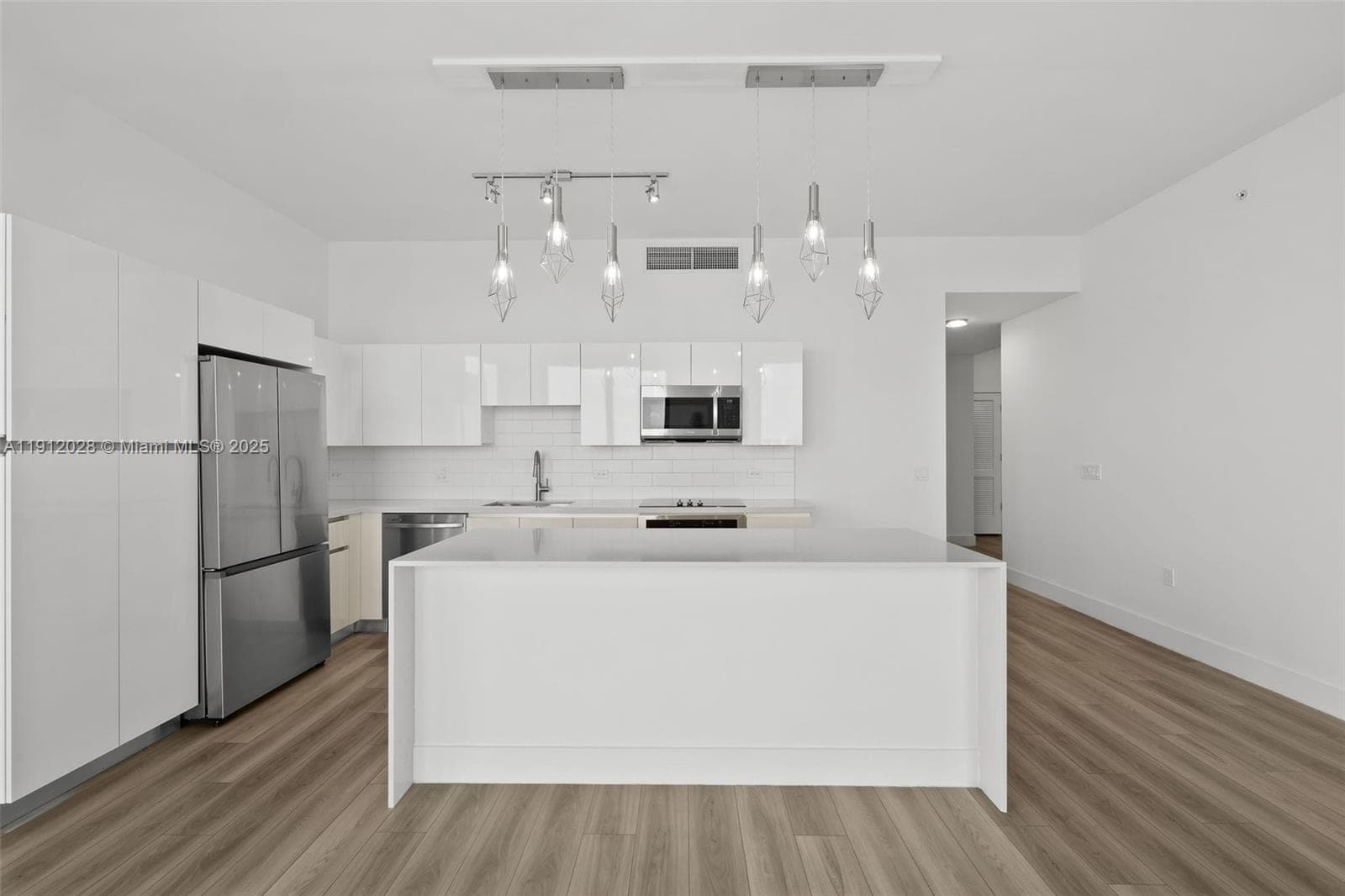 Slate Hallandale · #2002 in Hallandale Beach - Photo 15