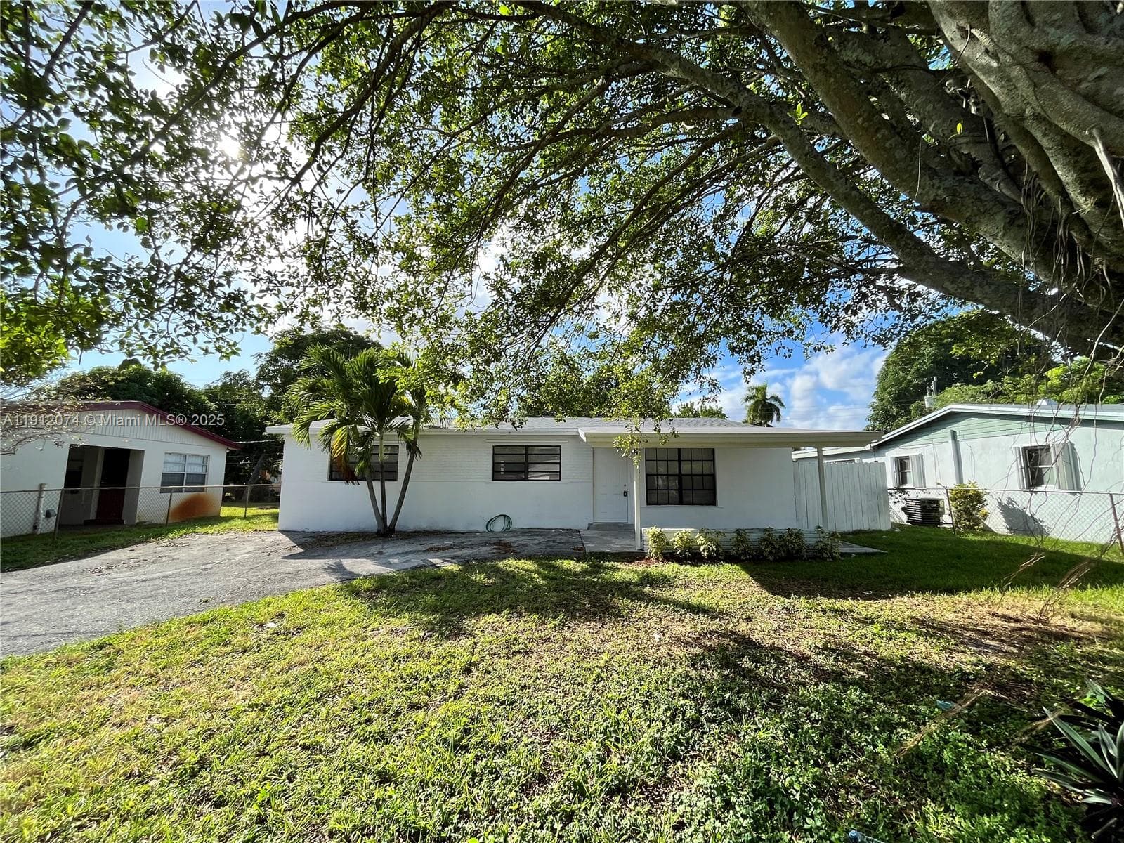 2031 NW 30th Ave #2031 photo 2