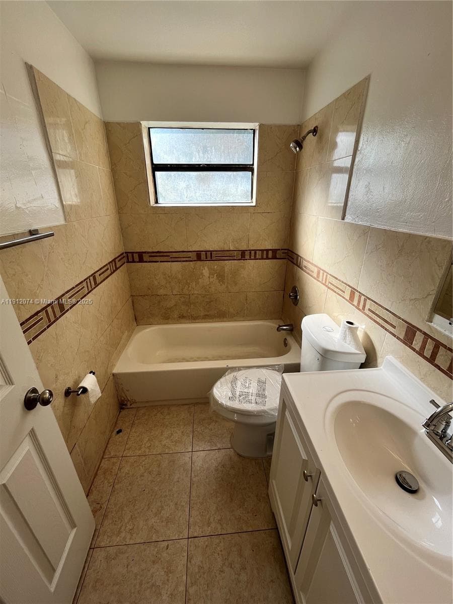 2031 NW 30th Ave #2031 photo 15