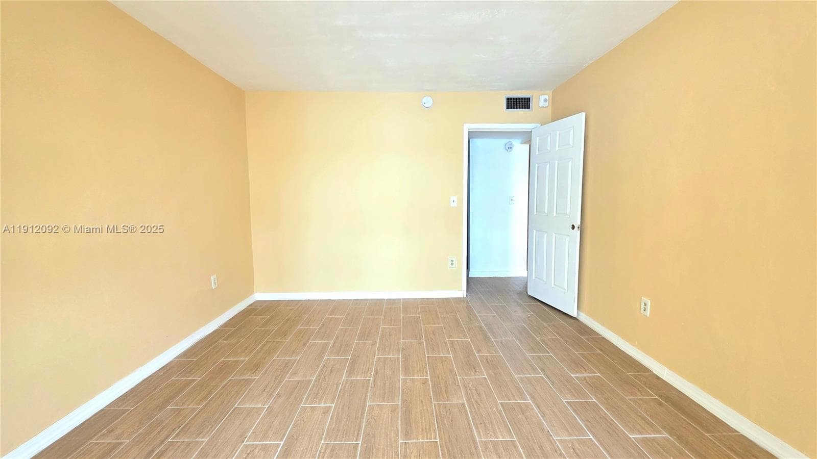 STAR LAKES · #520 in Miami - Photo 8
