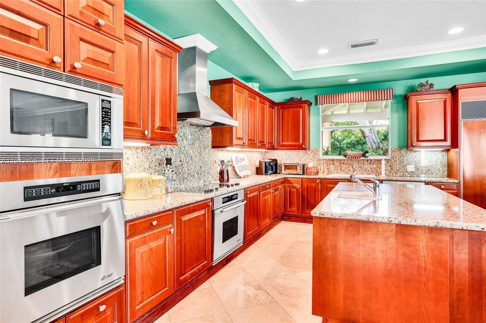 550 Harbor Dr photo 52
