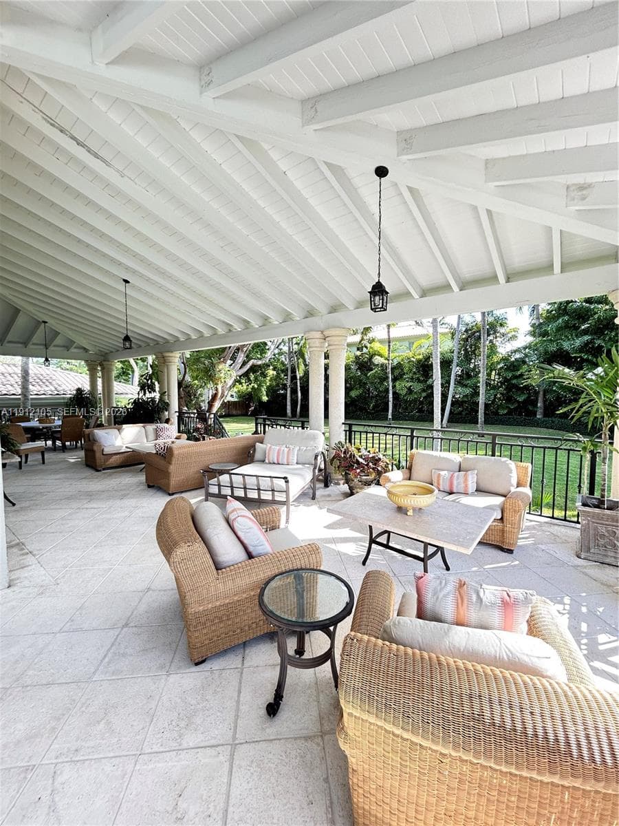 550 Harbor Dr photo 64