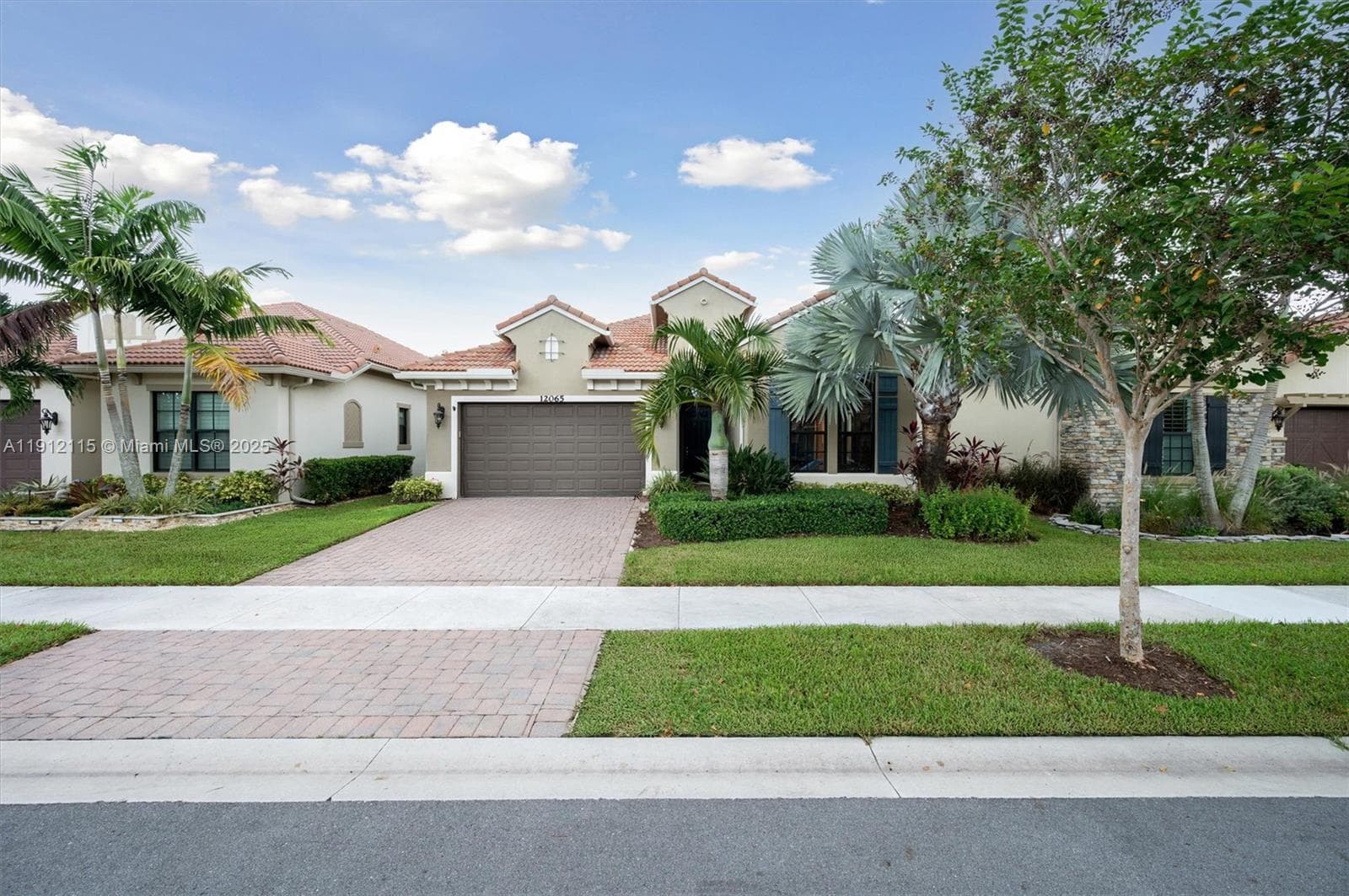 12065 N Kalmar Cir photo 65