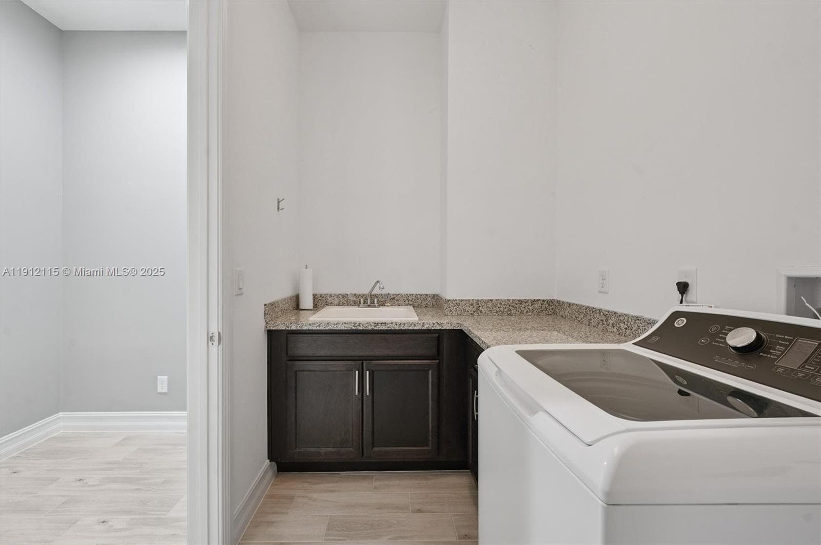 12065 N Kalmar Cir photo 50