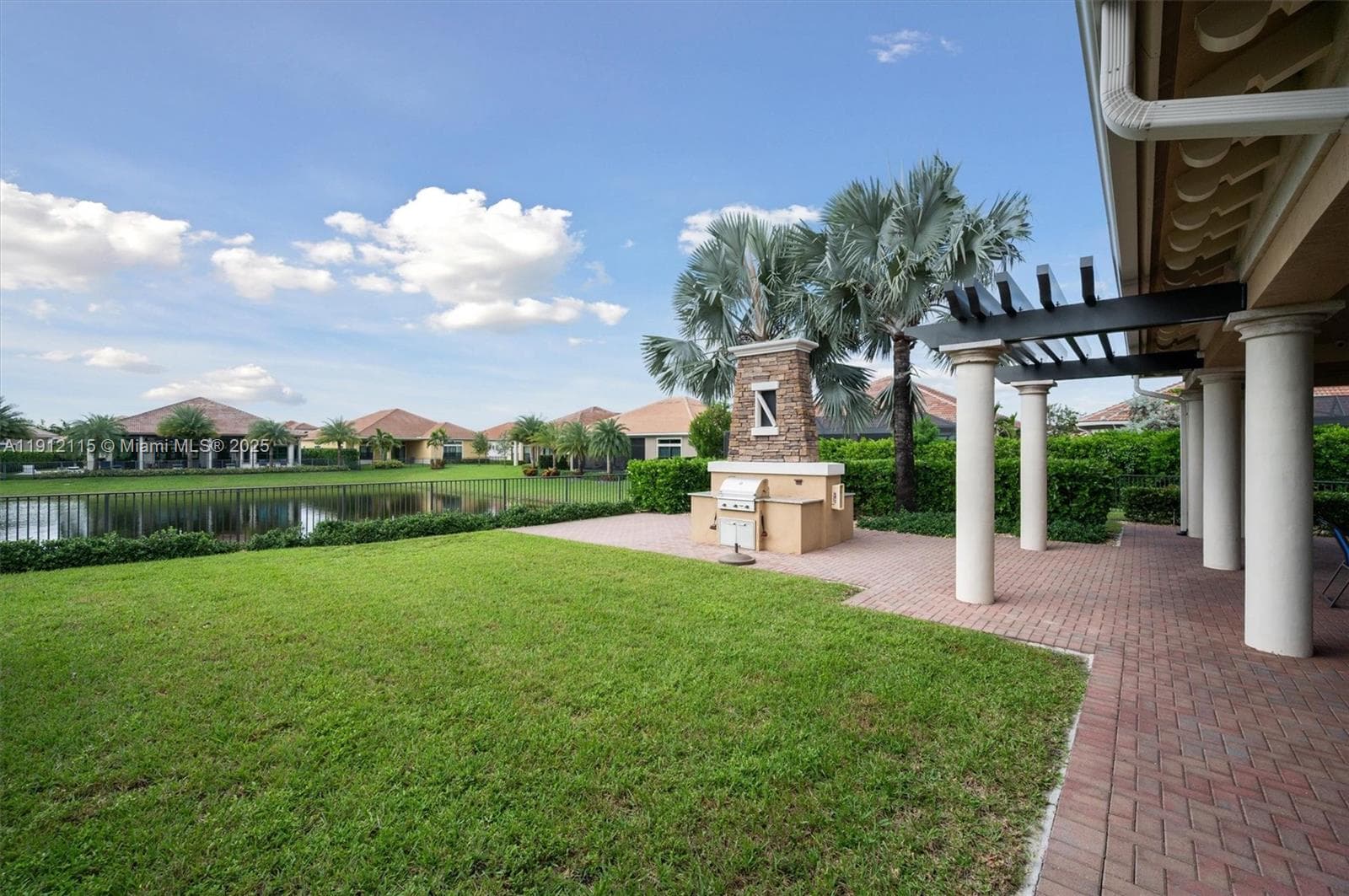 12065 N Kalmar Cir photo 60
