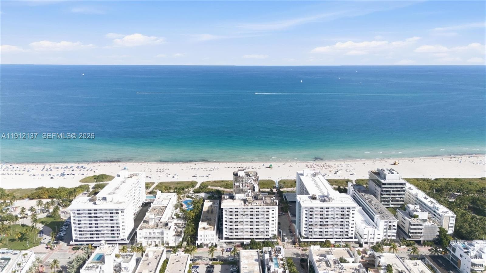 Perfectly positioned on the sand, this residence offers direct beach access and panoramic views of turquoise waters and Miami’s iconic skyline. Enjoy the best of both worlds — serene coastal mornings and vibrant city nights — just steps from world-class dining, boutiques, and the famous South Pointe Park. Experience the ultimate South of Fifth lifestyle, where every day feels like a vacation.