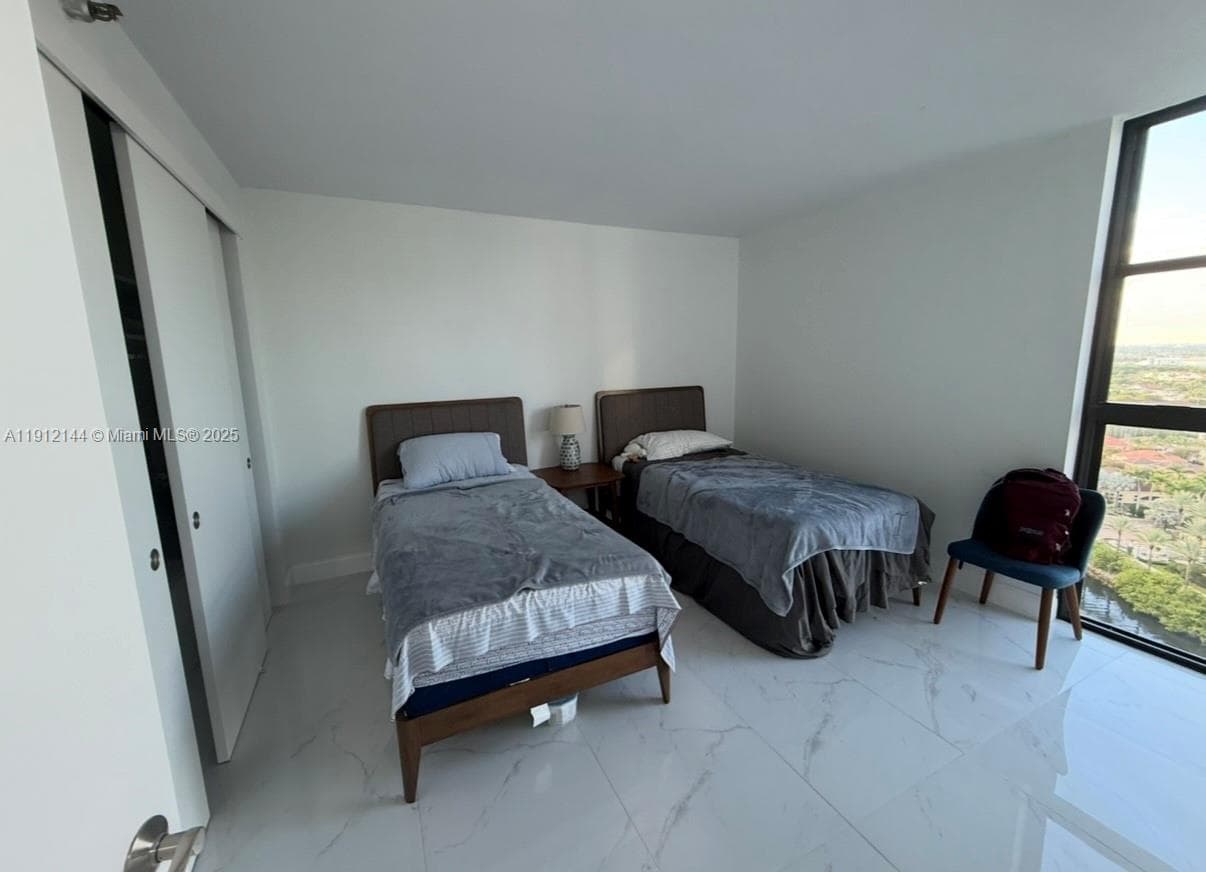 WATERVIEW CONDO · #2033 in Aventura - Photo 6