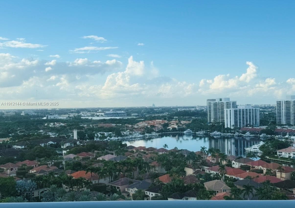 WATERVIEW CONDO · #2033 in Aventura - Photo 9