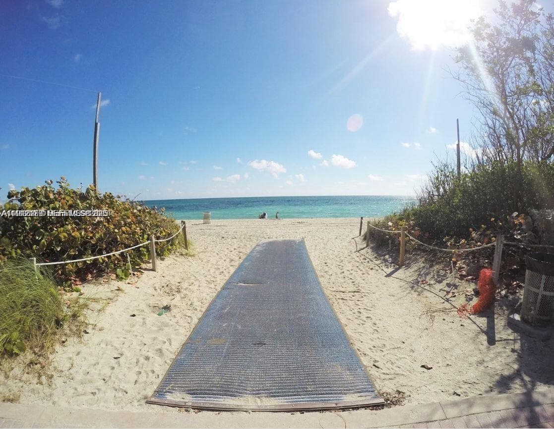 HARDING TOWNSITE · #14 in Miami Beach - Photo 2
