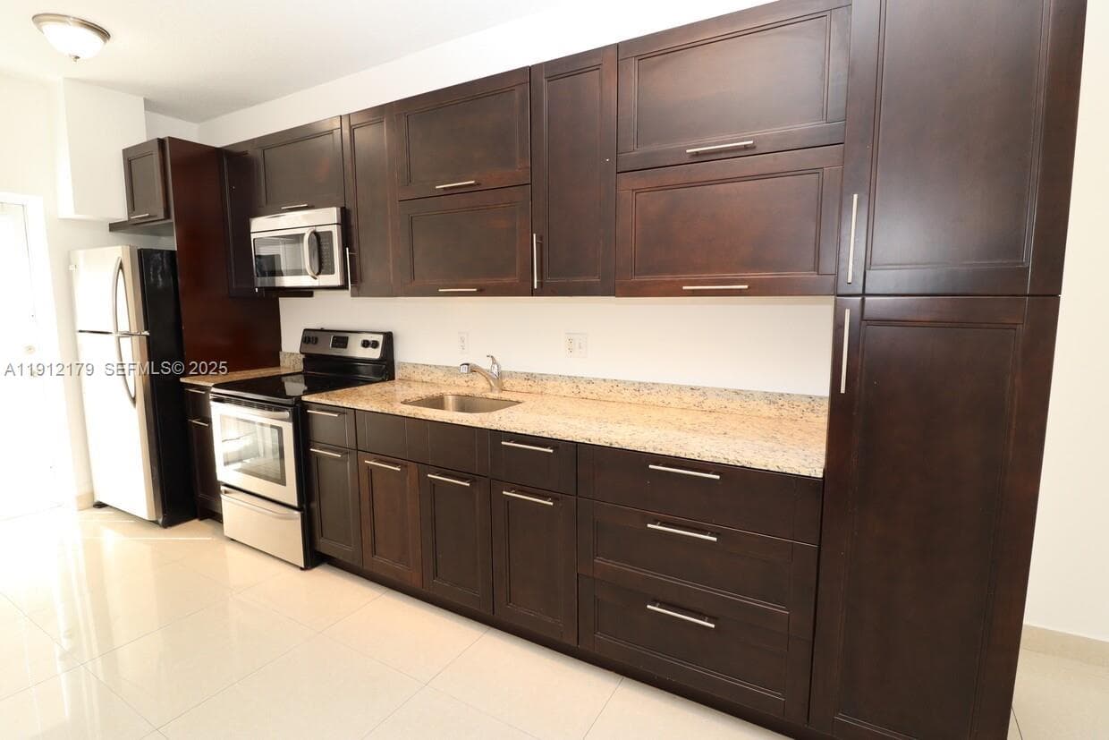 HARDING TOWNSITE · #14 in Miami Beach - Photo 1