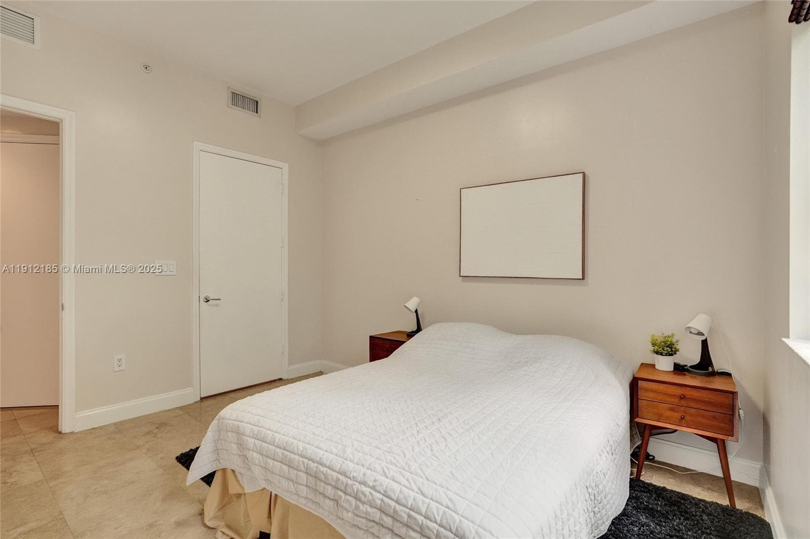 TURNBERRY VLG NO TOWER CO · #401 in Aventura - Photo 12