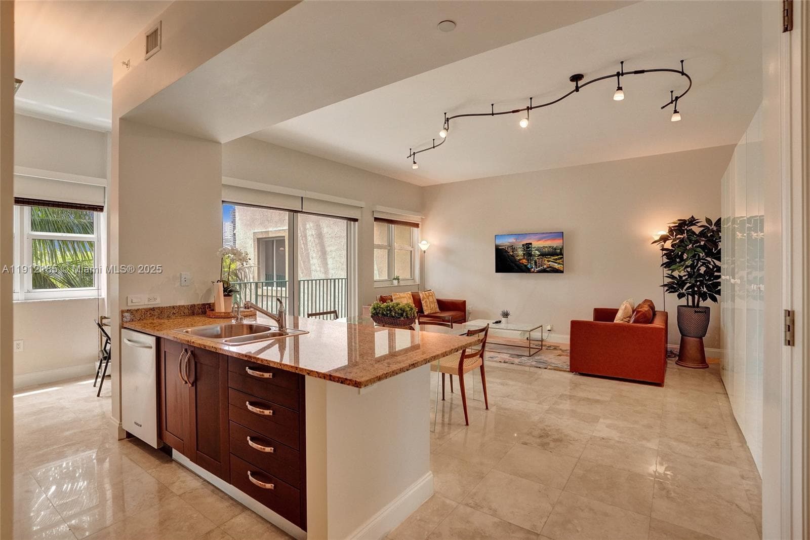 TURNBERRY VLG NO TOWER CO · #401 in Aventura - Photo 3