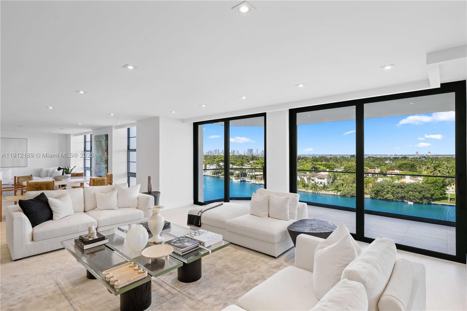 Townhouse · #901 & 902 in Miami Beach - Photo 20