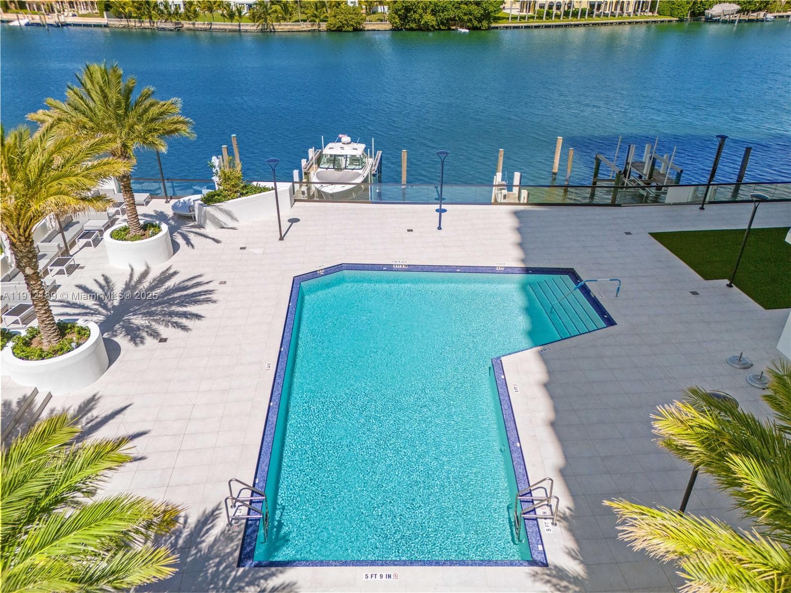 Townhouse · #901 & 902 in Miami Beach - Photo 86