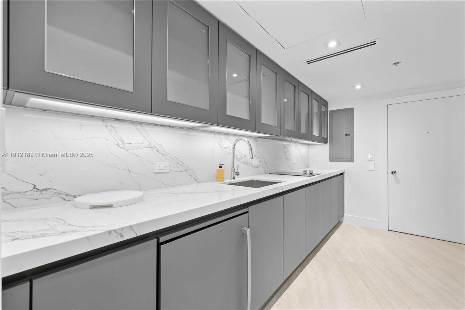 Townhouse · #901 & 902 in Miami Beach - Photo 21