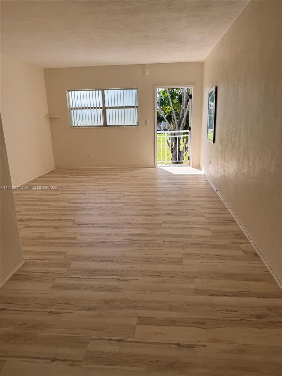 LA SALLE CONDO · #8 in Miami Beach - Photo 6